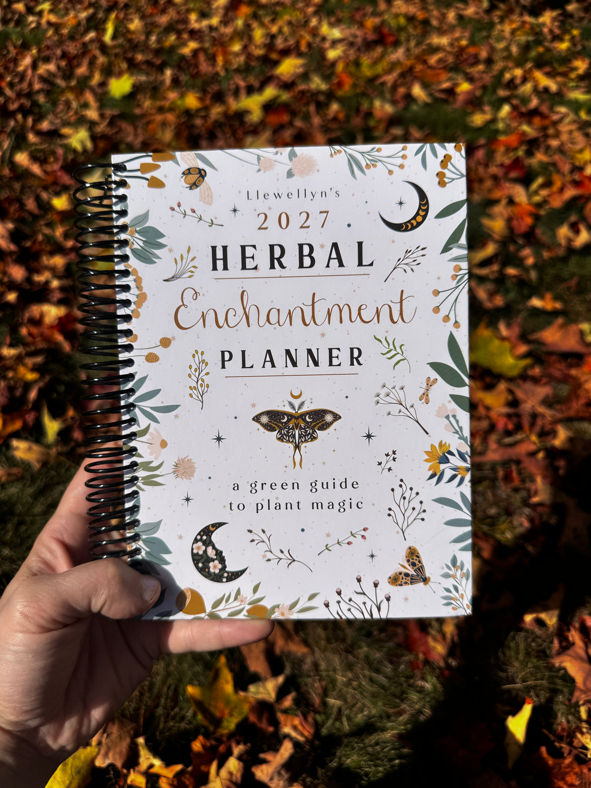 Llewellyn's 2027 Herbal Enchantment Planner: Herbal Magic
